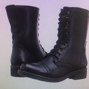 Wome's Troopa Booties Size 7.5